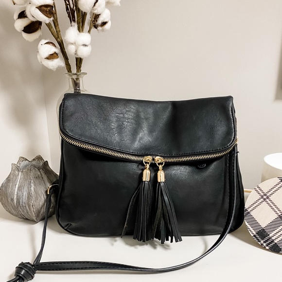Unknown Handbags - Tasseled Black Satchel